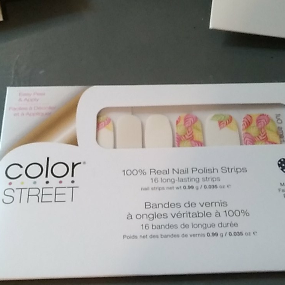 Color street